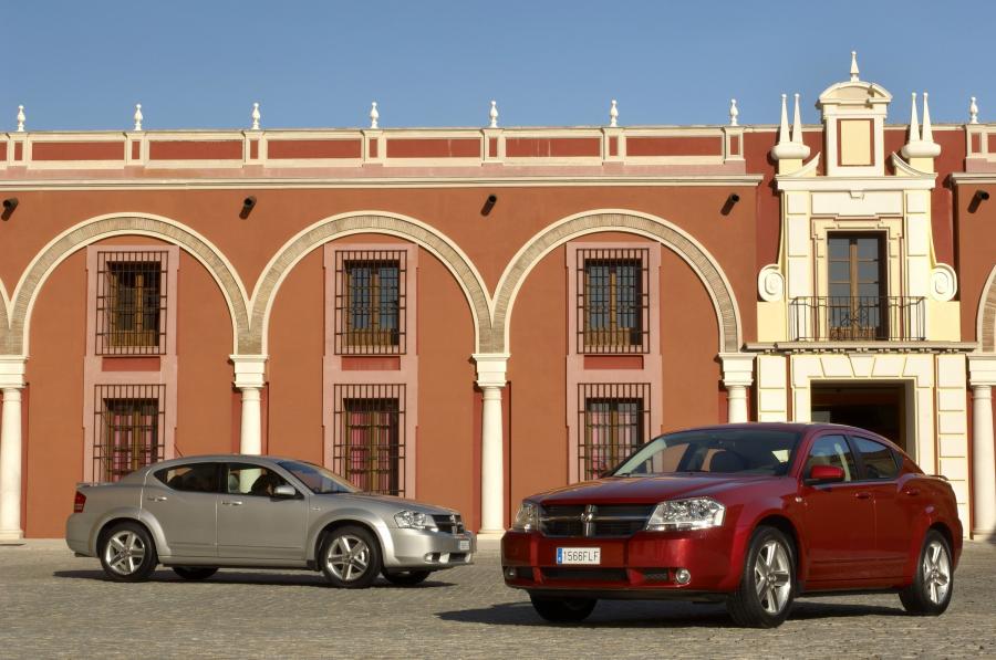  Dodge Avenger 2008 года  (фото 40 из 86)